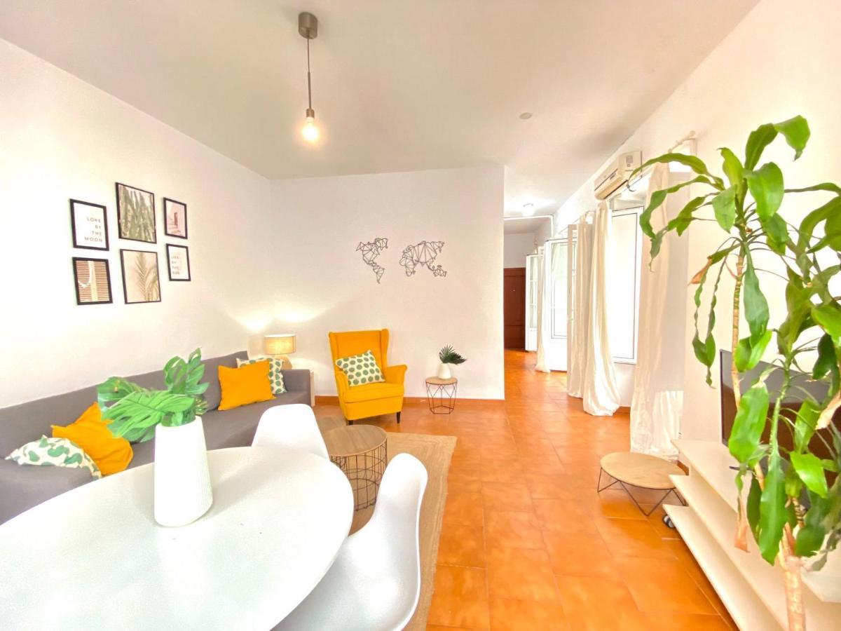 Appartement Comfortable Old Town, Parking Optional *
