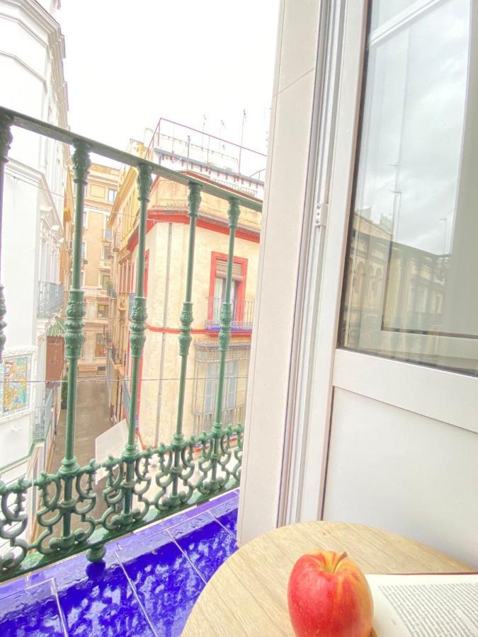 Comfortable Old Town, Parking Optional Appartement