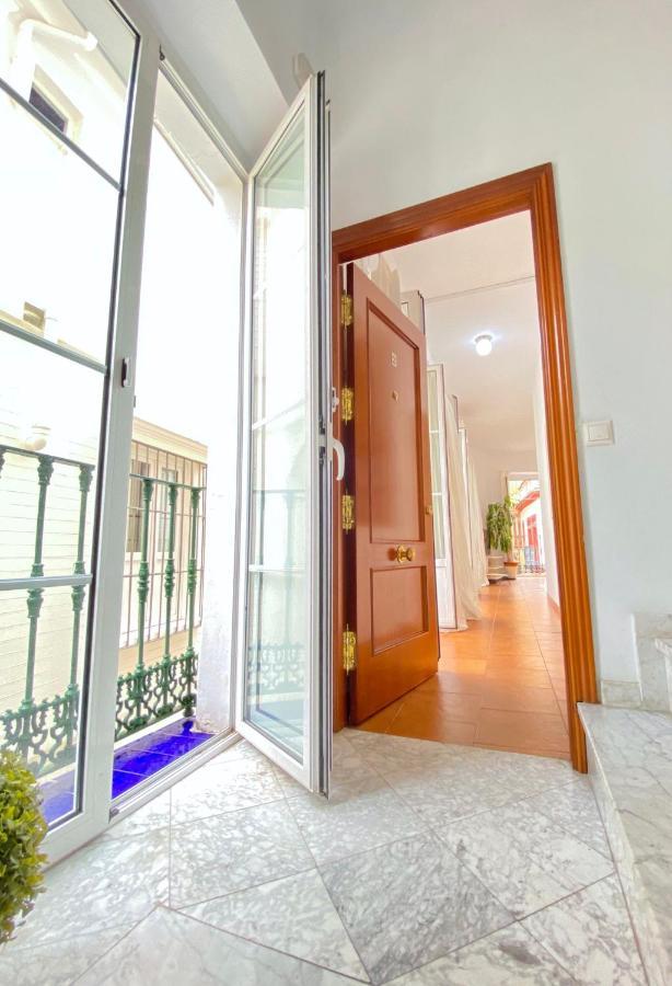 Appartement Comfortable Old Town, Parking Optional *